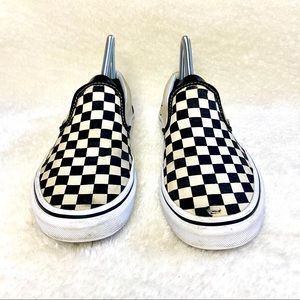 Vans checkered style size 8